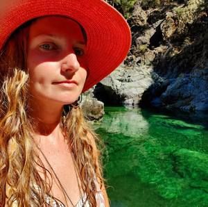 Meet your Posher, Sara